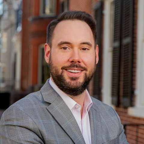 Dustin Borz&eacute;t